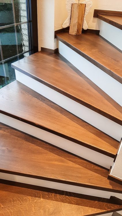 Tischlerei Gebrüder Stamen GbR – Treppen Bild: Tischlerei Gebrüder Stamen GbR - Treppen